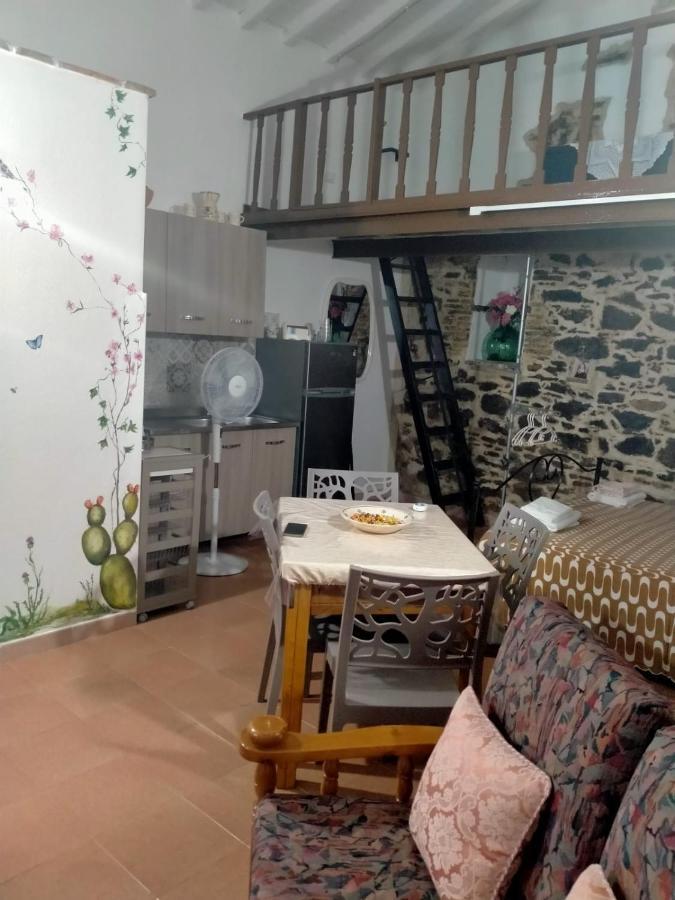 Сasa de vacaciones La Lammia Di *